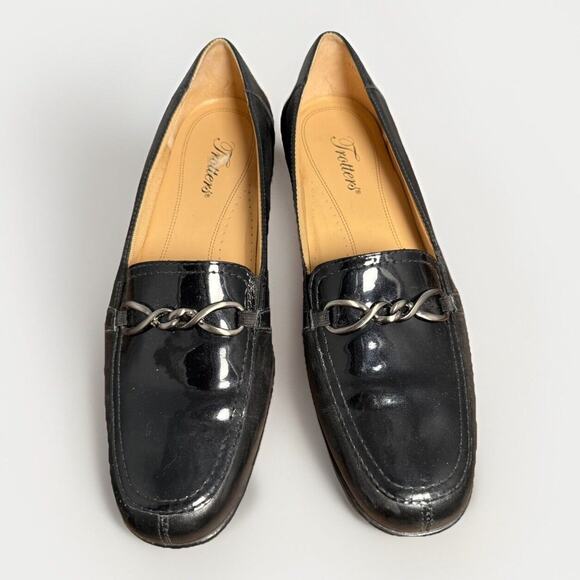 Trotters Black Leather Loafers Women’s Size 10M Chain Accent Made in Brazil - Picture 3 of 12